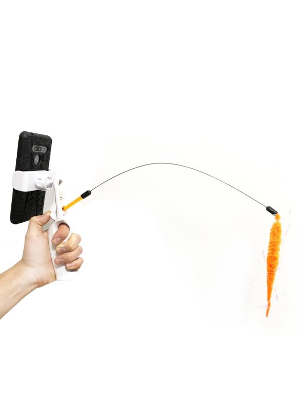 Držák na selfie tyč s hračkou pro kočku