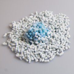 Ultrahrudkující podestýlka s modrým indikátorem 7 l