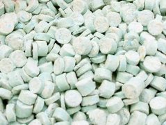 Podestýlka s přírodní jablkem Tofu 7 l