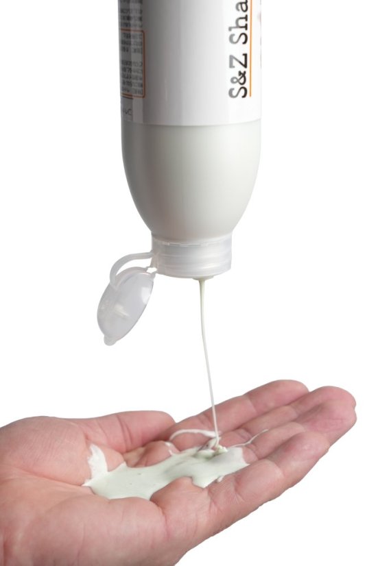 Antibakteriální šampon proti lupům a svědění CO PET 300 ml