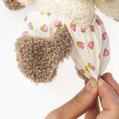 Hračka Veverka z měkké přírodní bavlny pískací