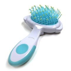 Kartáč k rozčesání a odstranění línající srsti