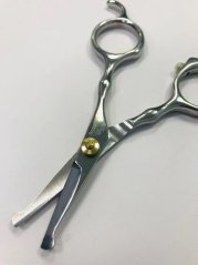 Kalené ocelové nůžky pro citlivé oblasti koček a psů