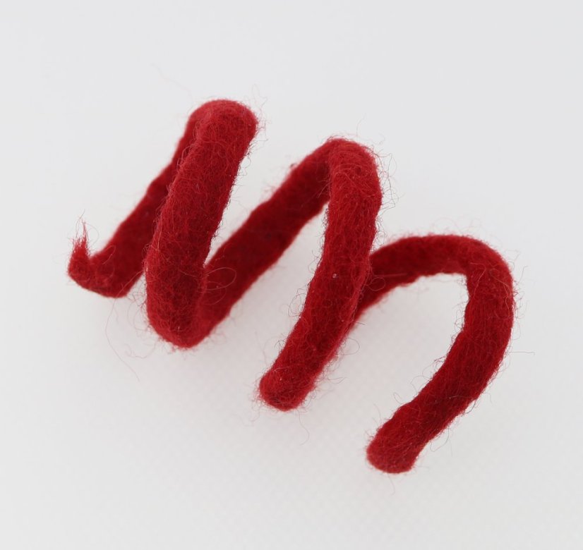 Barevná pružina-spirála z přírodní ovčí vlny