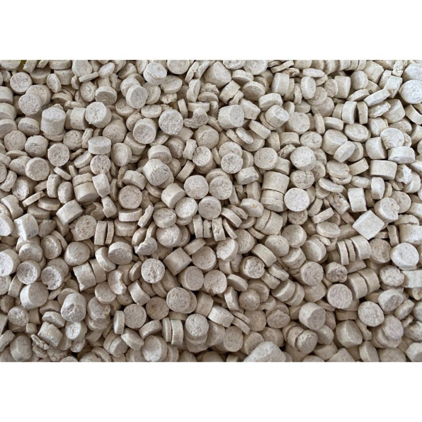 Podestýlka s přírodním muškátovým oříškem Tofu 7l