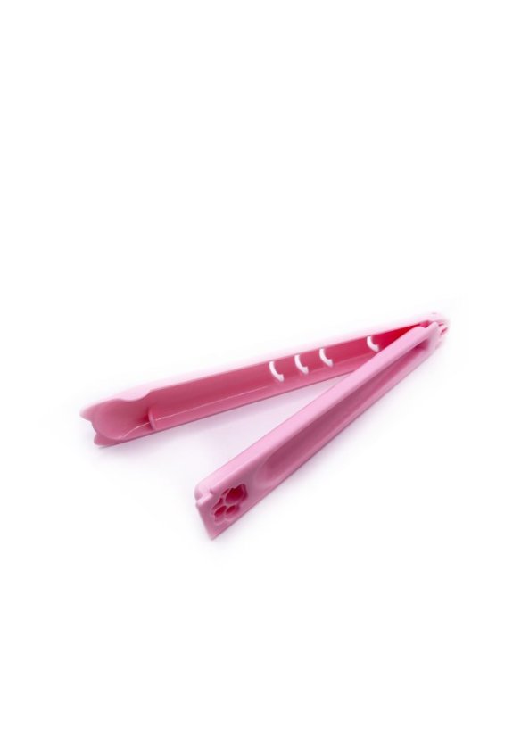 Lžička s dávkovačem pro kočky